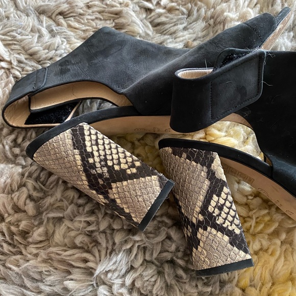 M.Gemi leather python snake print block heel sandals - Picture 3 of 4